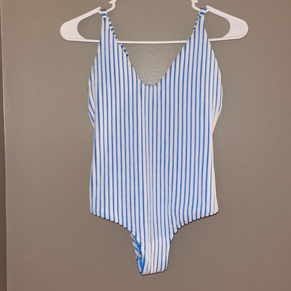 Aerie one piece bathing suit; size small; never worn